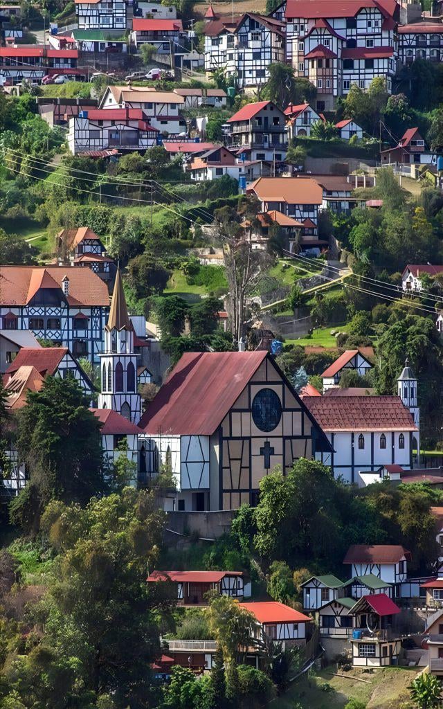 Colonia Tovar Streets